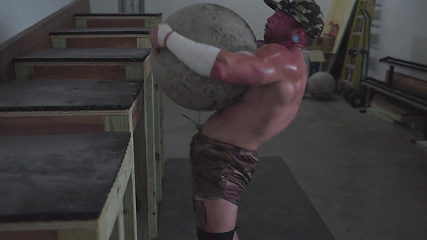 Derek Sander's Strong Man Workout